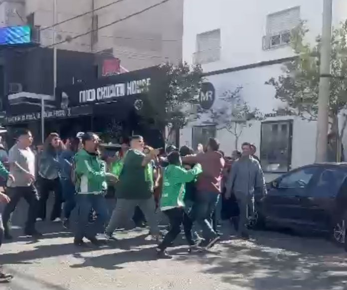 Pelea