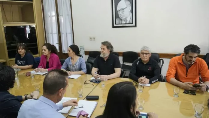 aten-gobierno-reunion