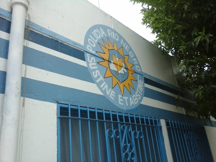 Policia