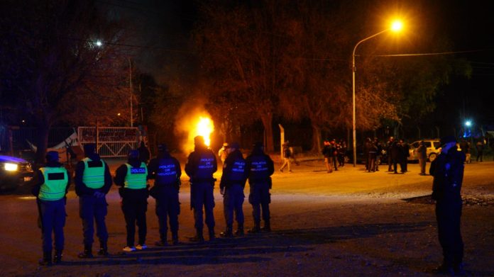 Policia