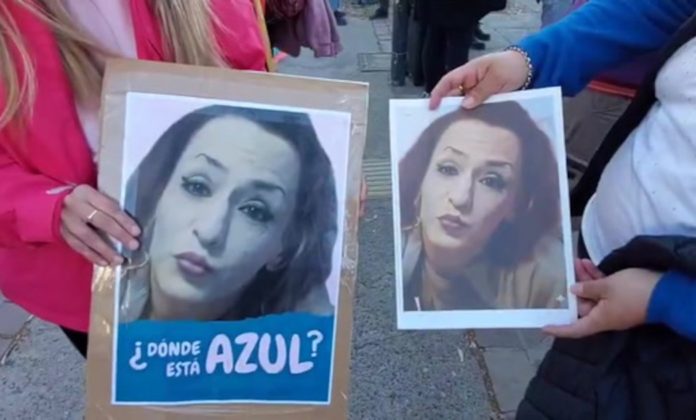 Azul