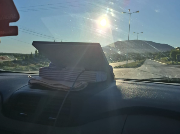 antena-starlink-auto-800x596