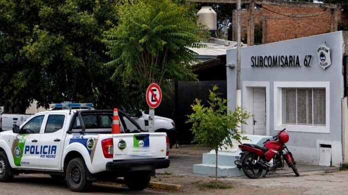 Policia