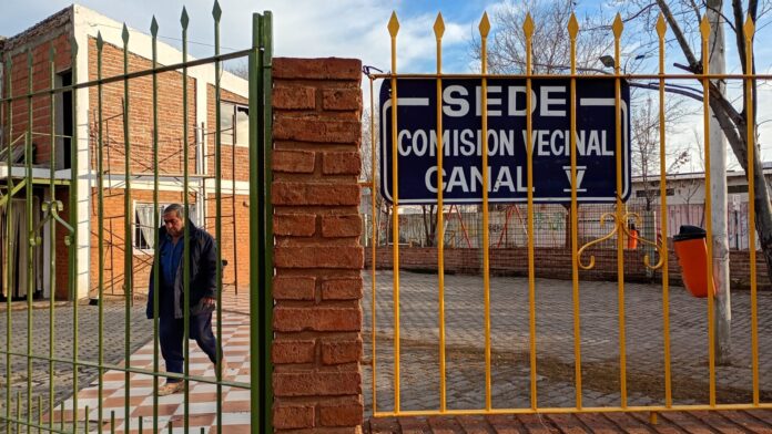 canal-v-comision